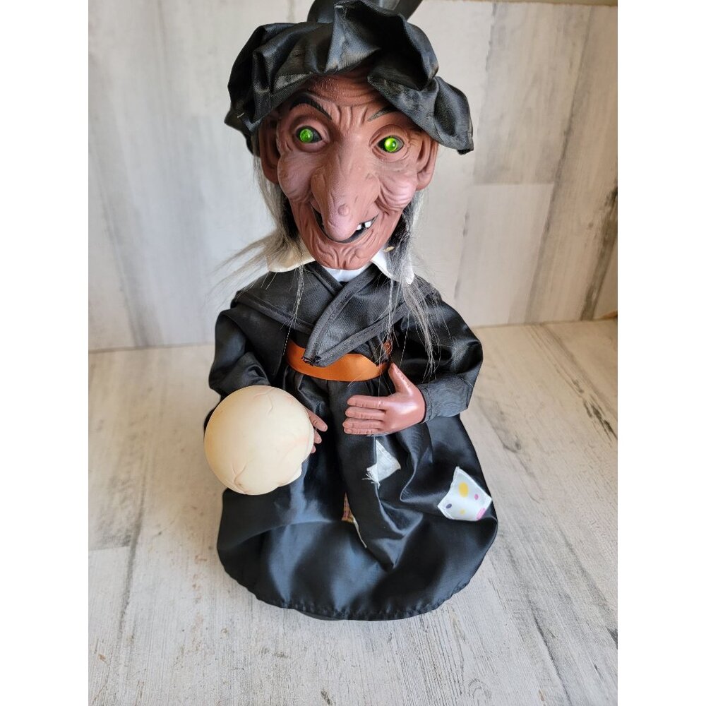 Rennoc vintage witch animated scary skull Halloween prop‎ decor
